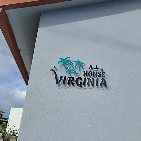Virginia House * سانتا كروز